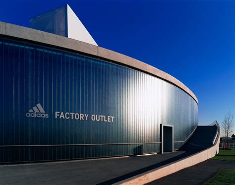 factory outlet of adidas